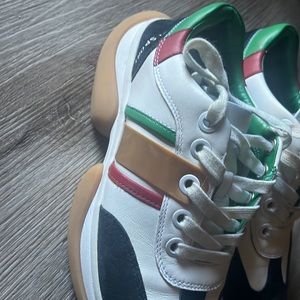 Tory Burch sneakers!